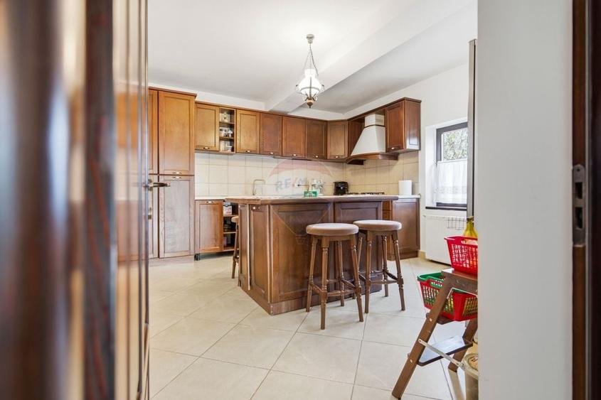 Casa/Vila de Vanzare cu 5 camere,  Teren 757mp - Iasi - Hlincea - 5