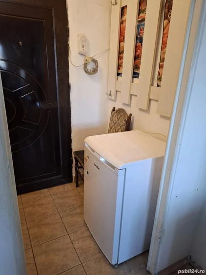 Dau in chirie garsoniera zona Rogerius, 17 mp, mobilata ?i utilata - 1