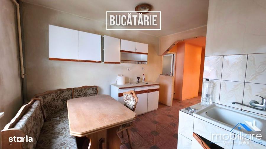 Apartament spa?ios 3 camere Vulcan, Zona Dinca | 75 mp | Etaj 3 - 1