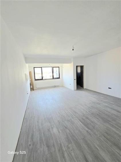 Apartament 3 camere, 100 mp, zona Primo - 2