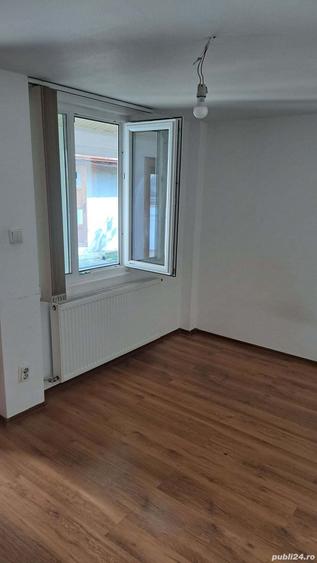 Inchiriez Apartament complet mobilat ?i utilat, la curte - 7