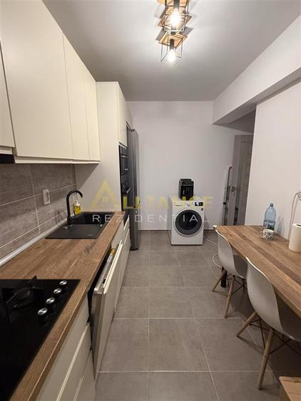 {Metrou} Apartament 2 camere | Mobilat si utilat + Parcare - 2