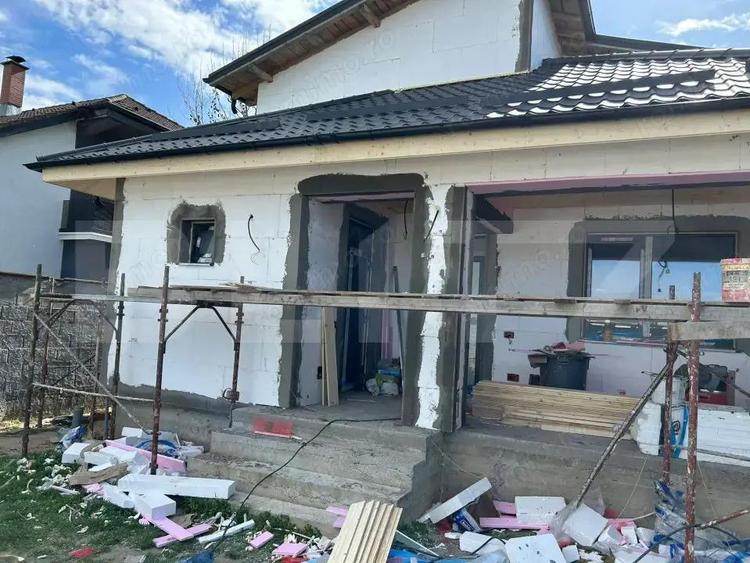 Casa cu 3 dormitoare, 2 bai, toate utilitatile, zona Selgros - 5