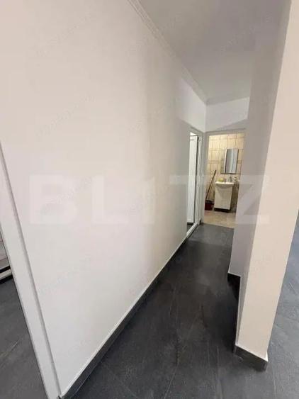 Spa?iu 245 mp cu 10 parcari, curte logistica ?i rampa marfa DN Raciu - 7