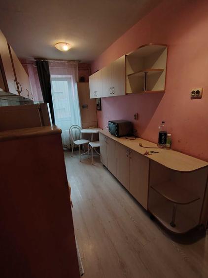 Vand sau inchiriez, apartament, etajul 1,2 camere - 6