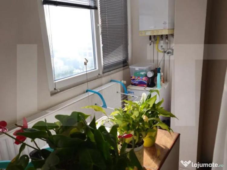 Apartament de vanzare, cu 3 camere decomandat, 76 mp, zona c - 2