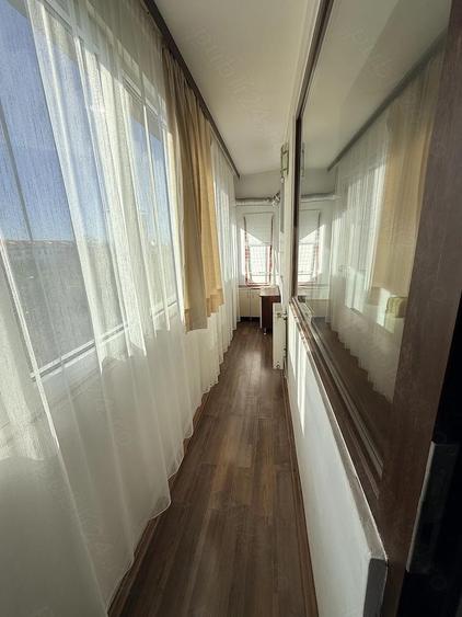 Inchiriez apartament 2 camere - 2