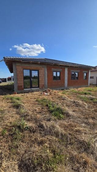 Casa in rosu - Paulesti, str. Andrei Muresanu - 3