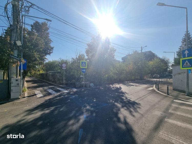 Teren 5500mp Petrom City / Strada Nuferilor - 6