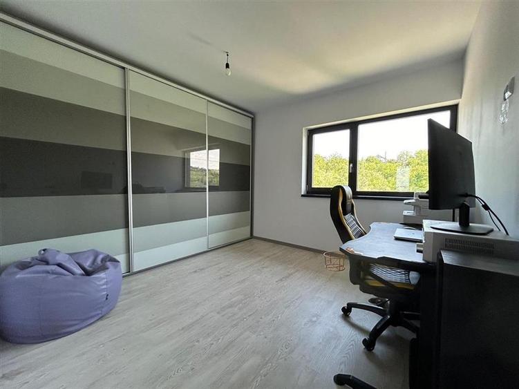 Casa 4 camere Rediu Breazu,Incalz Pard,Asfalt - 10