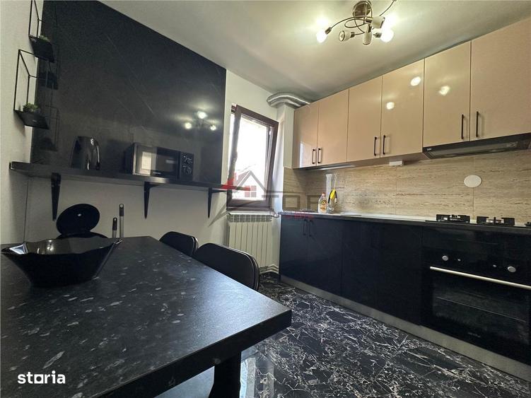 Inchiriere Apartament 3 camere Decomandat Podu Ros - Palas - 5