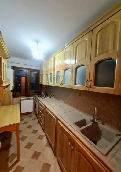 Spatiu de inchiriat in zona centrala - 8