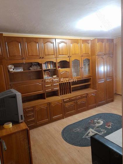 Vand apartament 2 camere decomandat micro 17 Galati Vand apartament 2 camere decomandat micro 17 Galati