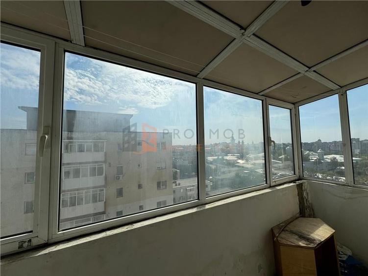 Apartament 3 camere cf1 decomandat zona Micro 3 - 6