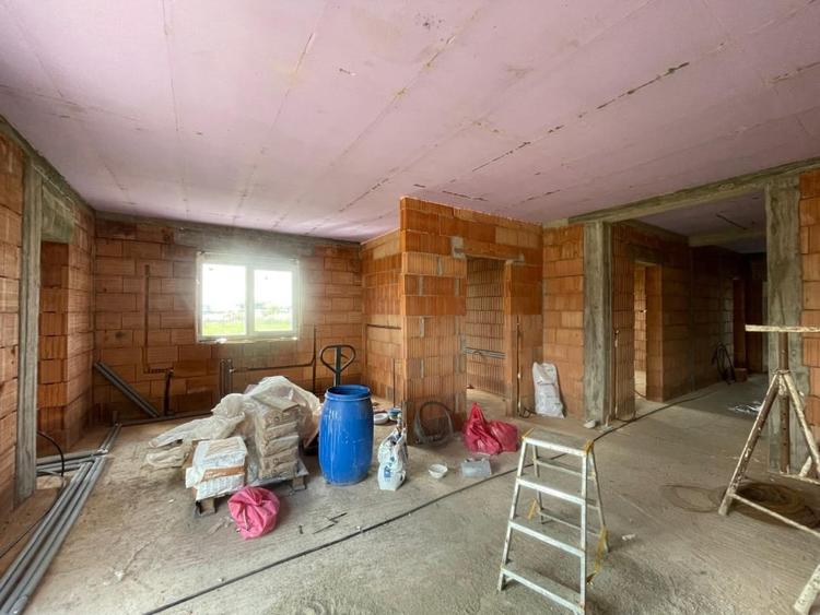 Duplex pe parter 3 camere si dressing Mosnita Veche Drumul Boilor - 2