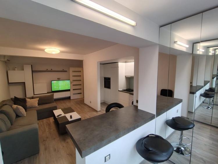 Apartament 2 camere, 55 mp, zona Ultracentrala - 1