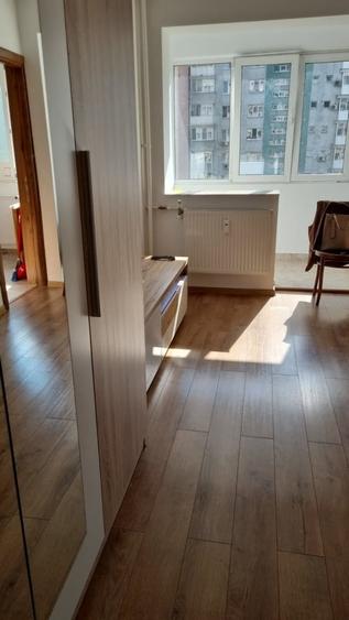 Dristor , 1 minut metrou - 5