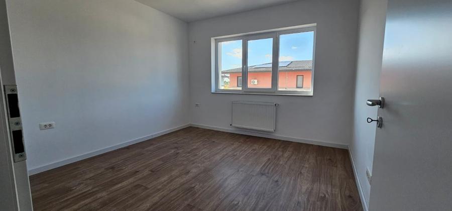 Apartament 3 camere 2 bai si terasa 14 mp in complexul Green Garden. - 3