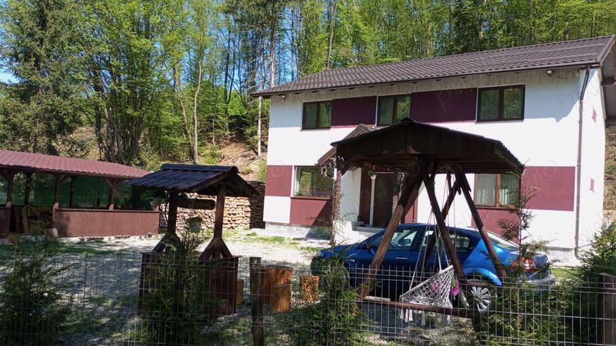 Vanzare Vila P + 1 mobilata si utilata, Localitatea Porumbacu de Sus, Jud. Sibiu - 2