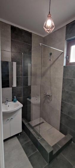 Vânzare Apartament 2 Camere Spațios, Mobilat și Utilat, Aproape de Plajă - 7