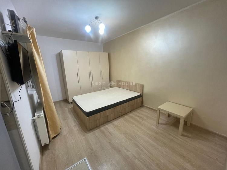 Garsoniera 13 Septembrie ( Marriot H  - Casa Poporului ) - 1