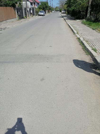 Teren intravilan construibil Lazu Centru - 2