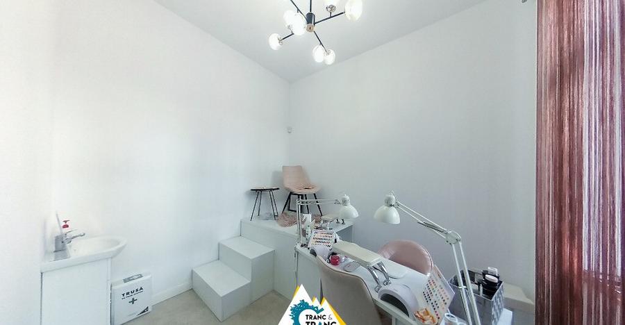 Salon inchiriat Afacere la cheie pe B-dul Revolu?iei, Arad - 3