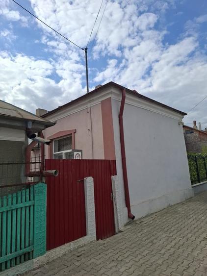 Vand casa pe strada Alexandru Ioan Cuza nr.266 - 1
