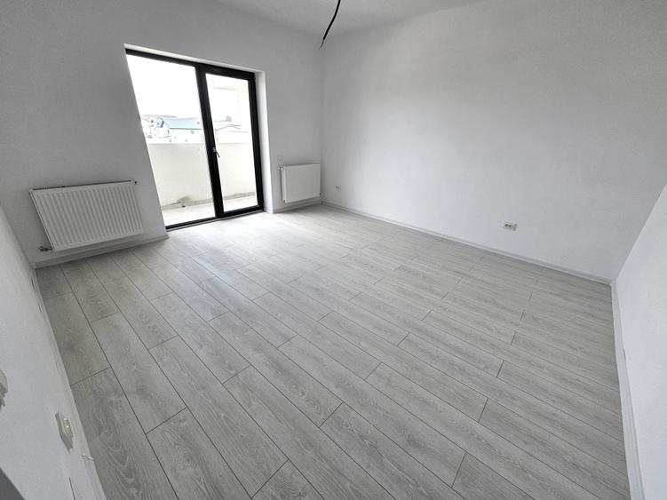 Apartament cu 2 camere decomandat în Haliu
