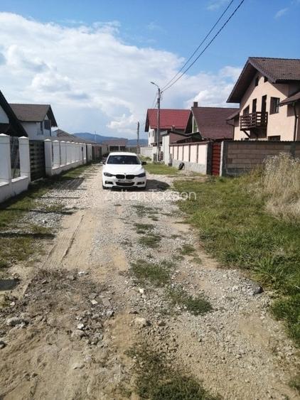 Teren Construcții intravilan de 1000 mp, în Cristian