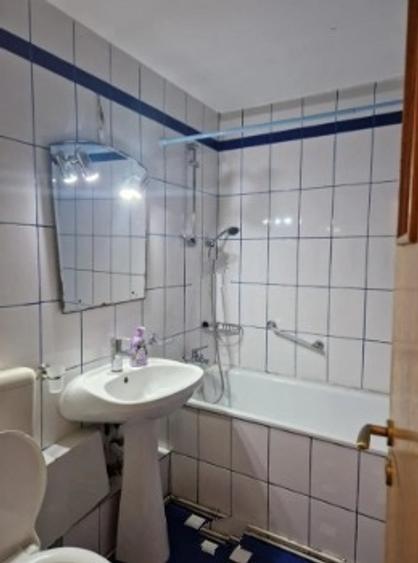 Berceni,bl.1984,reabilitat,et.4/8,DECOMANDAT,Amenajat,centrala,parcare,mobilat - 12