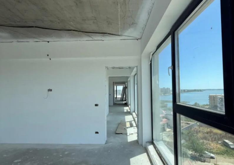 Penthouse - Vedere catre lac si mare - Terasa 250 mp -Mamaia - 14