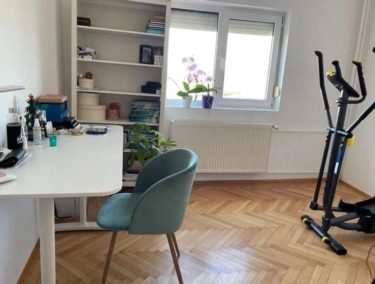 Apartament cu 3 camere decomandat în Doamna Ghica