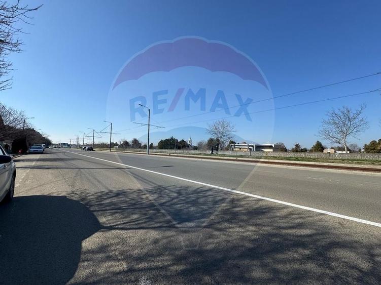 Oportunitate- 381 mp teren/ casa -str. Padurii(acces rapid la A1) - 22