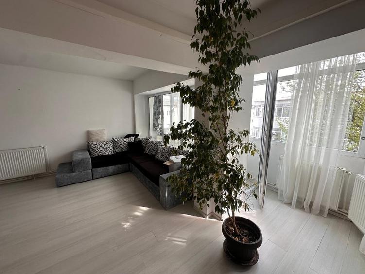 Apartament 3 camere - open space - 3