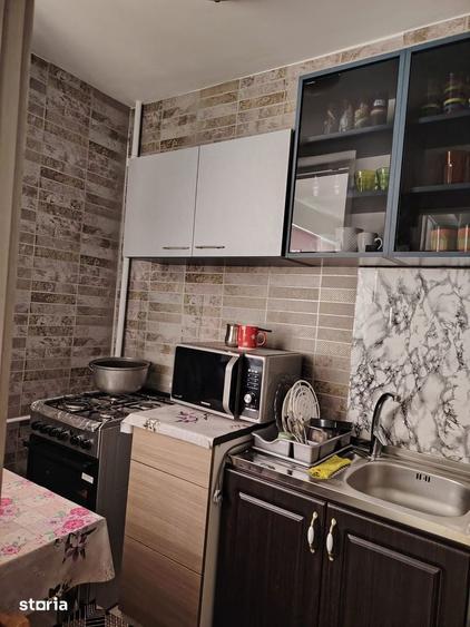 Garsoniera 31 mp renovata mobilata etaj 3 metrou Drumul Taberei - 5
