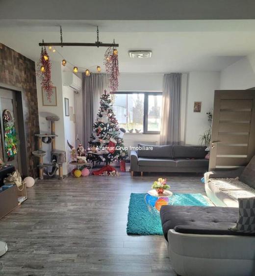 Vanzare proprietate cu 2 case Zurbaua- Dragomiresti Vale - 1