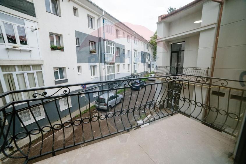 Spatiu comercial ULTRACENTRAL - 2,300mp de inchiriat - 23