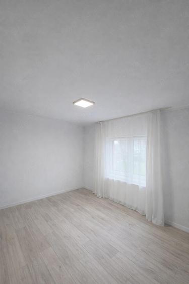 Apartament 3 camere parter Topoloveni - 5