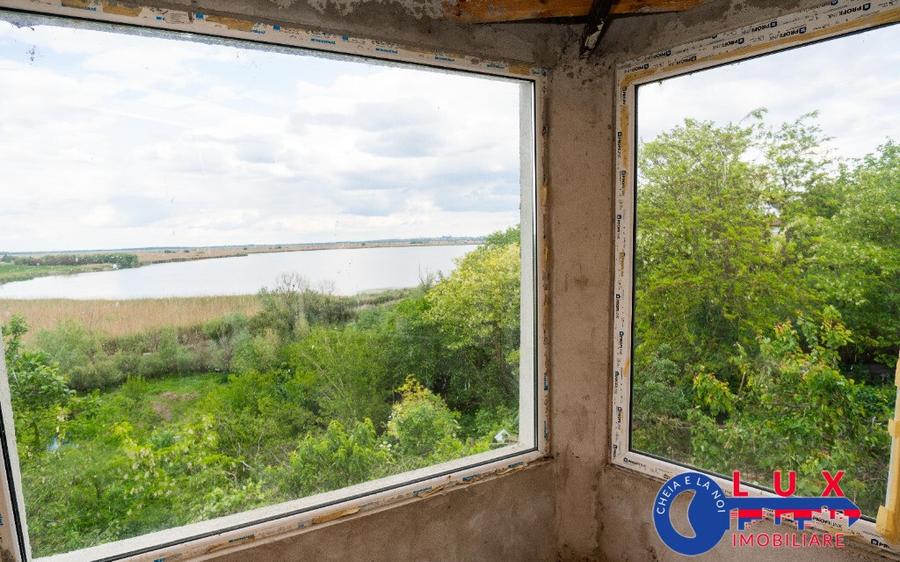 ID 6689 EXCLUSIVITATE Casa cu vedere la Lacul Somova! - 1