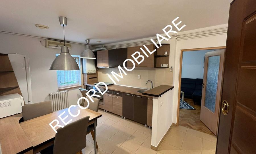 Apartament decomandat 3 cam, 2 bai, zugravit,balcon cartier Grigorescu - 2