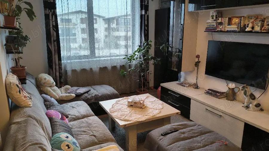 Apartament cu 2 camere nedecomandat în Prelungirea Ghencea