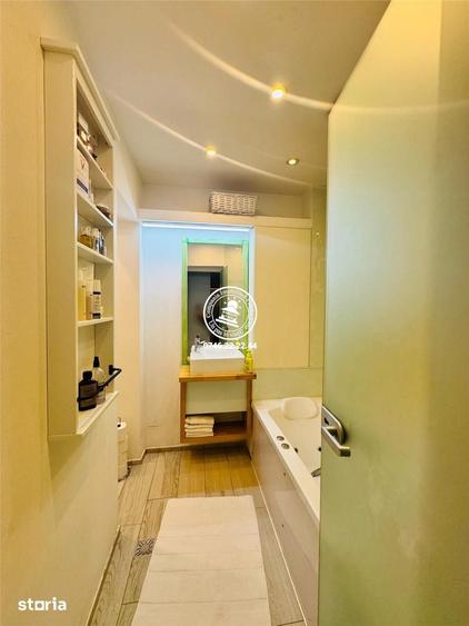 Apartament cu 4 camere semidecomandat în Tătărași