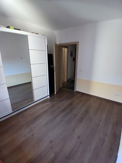 Vand apartament 2 camere - 4