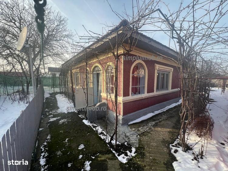 Casa batraneasca Glina 4 camere teren 300 mp cu utilitati - 1