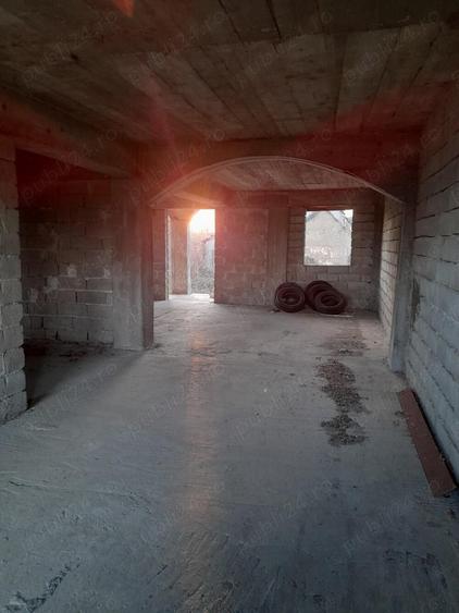 O proprietate speciala, versatila, in regim Demisol+Parter+Etaj si 1500mp teren - 5