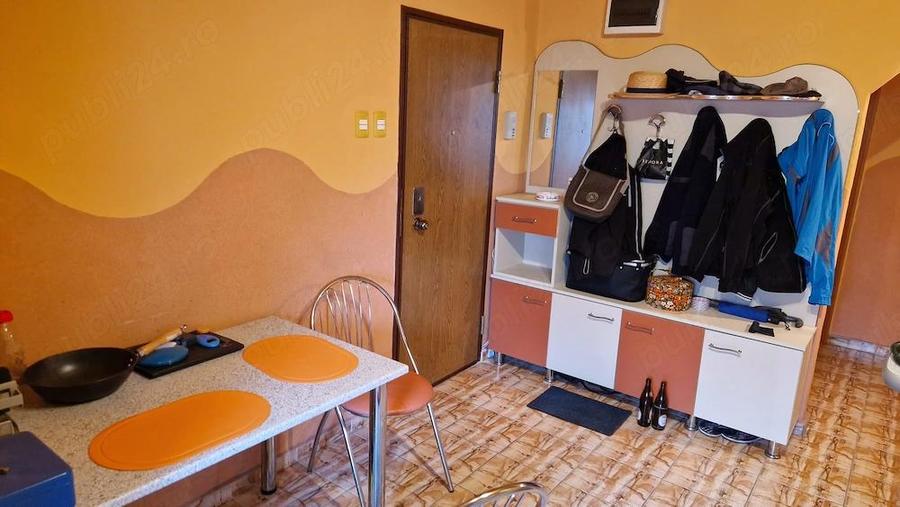 Apartament pentru chirie, 3 camere - 2