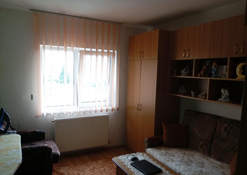 Apartament 3 camere, decomandat, Campia Turzii - 9