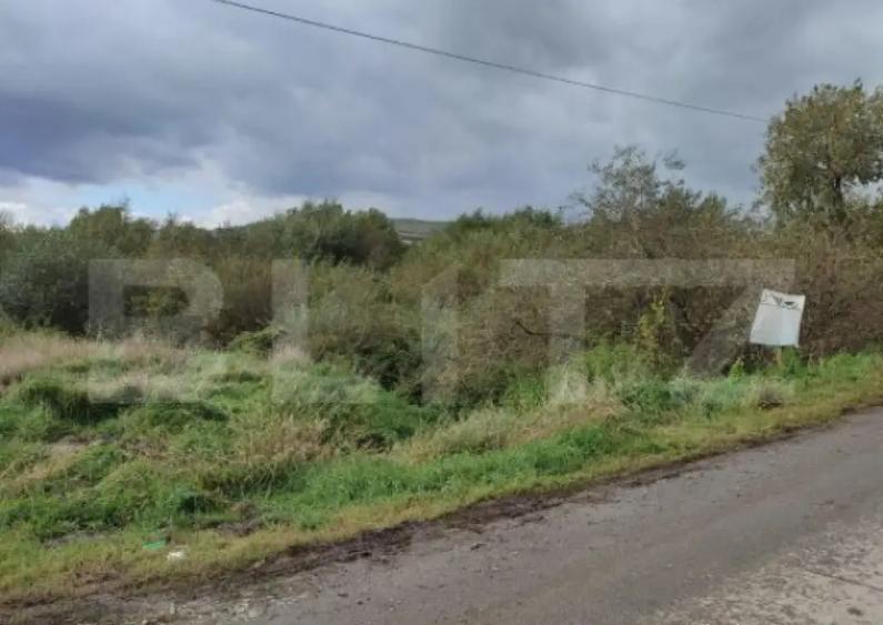 Teren extravilan de vanzare, 70 ari, utilitati, zona Simione - 3