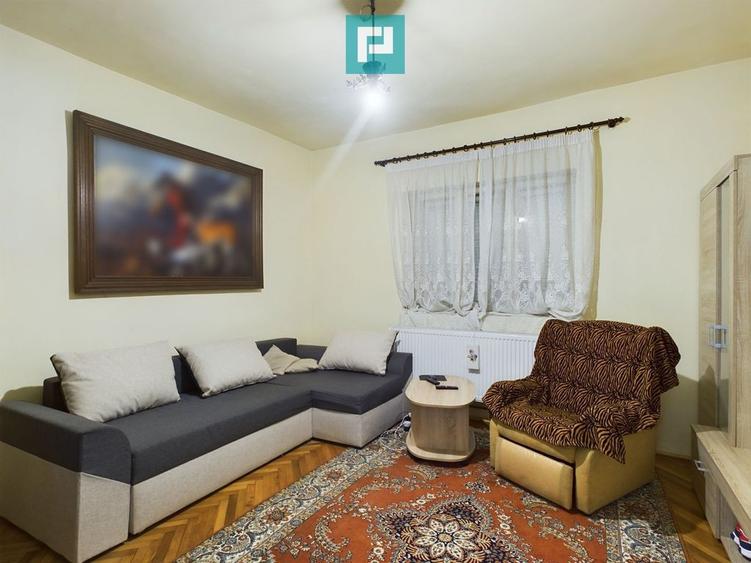 Casa cu 4 camere + anexe in ?ofronea - 1